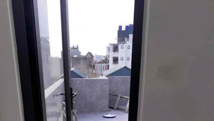 CHO THUÊ NHÀ NGỌC TRỤC NGÕ Ô TÔ, 3.5 TẦNG, 30M2, 3 NGỦ, 3 WC, 7.5 TRIỆU